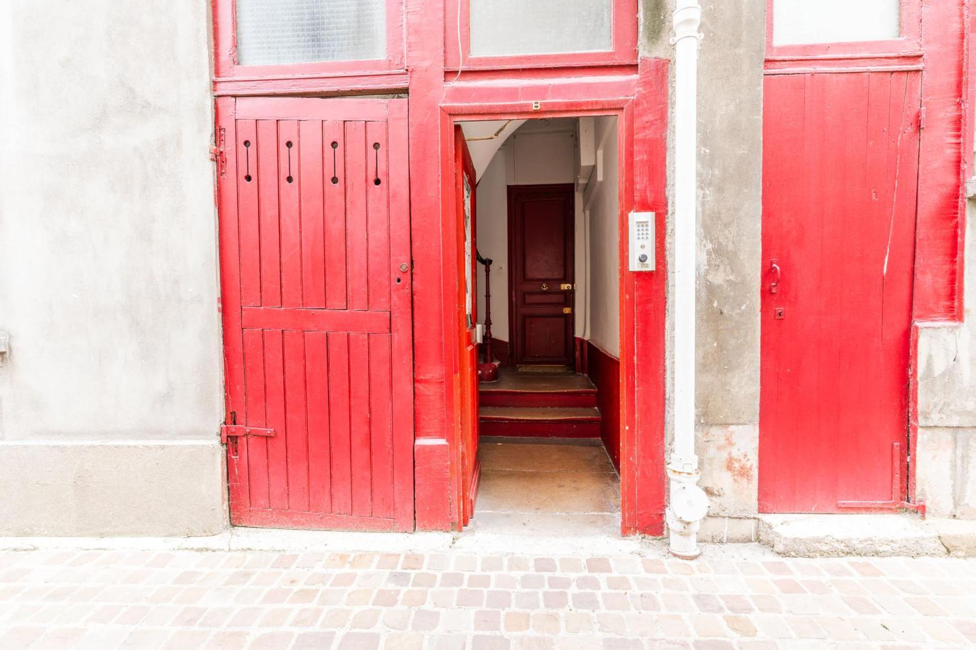 Loft 4 Bedroom Montmartre Pigalle Ac By Lcc Agency باريس المظهر الخارجي الصورة
