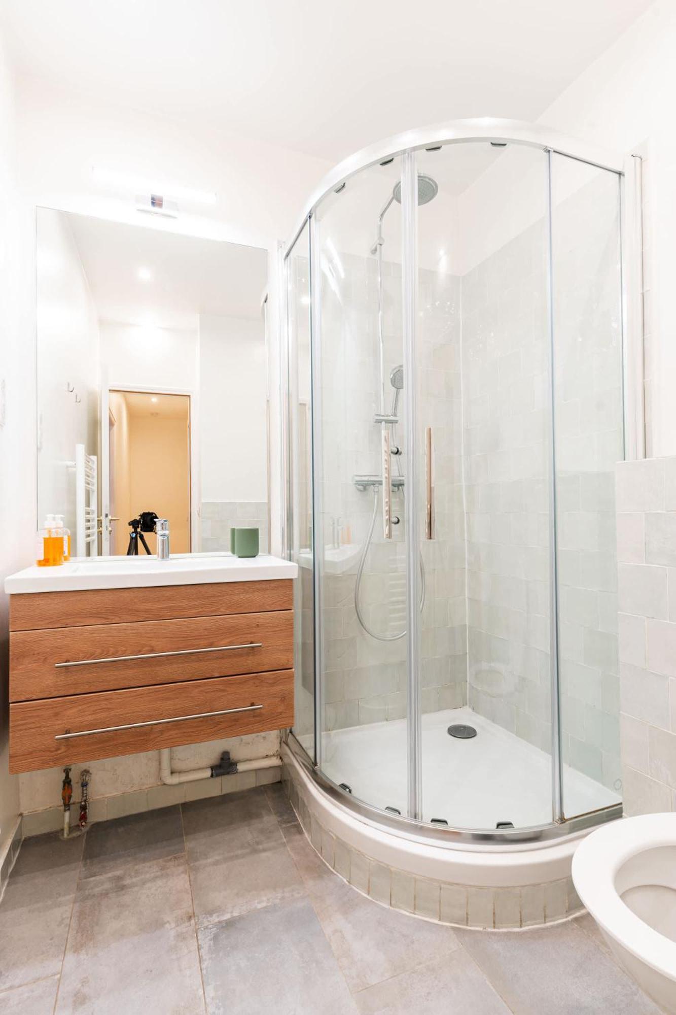 Loft 4 Bedroom Montmartre Pigalle Ac By Lcc Agency باريس المظهر الخارجي الصورة